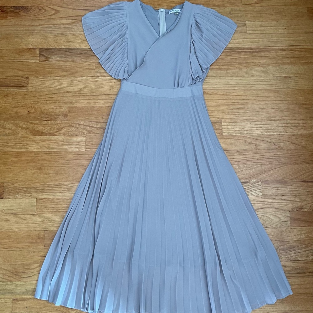 Ivy City Co The Alice Dress in Lilac